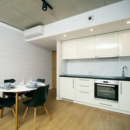 Apartman Loft Place 12 *